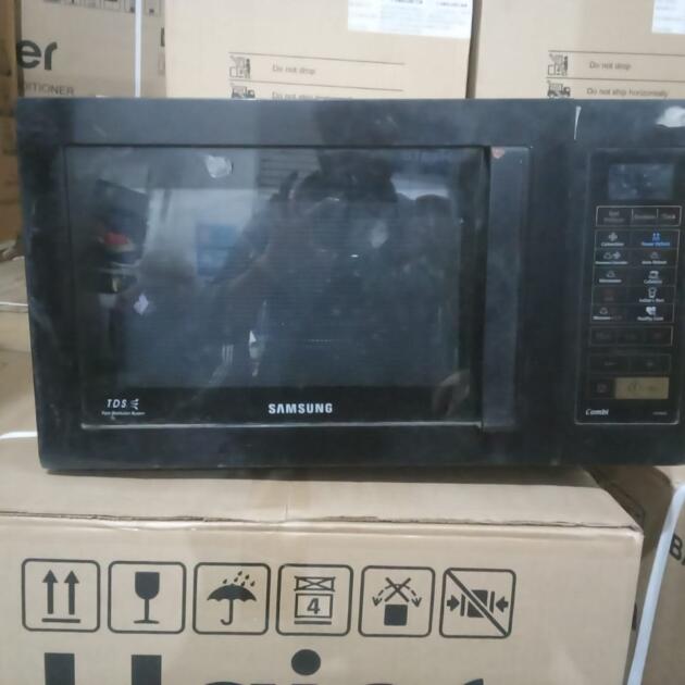 Samsung CE104VD Microwave